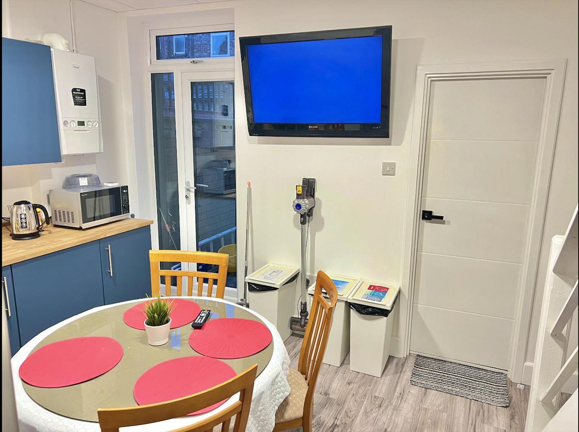 Lux 2 Bed Apartment Mancity Stadium, Coop Arena, Picadilly マンチェスター エクステリア 写真